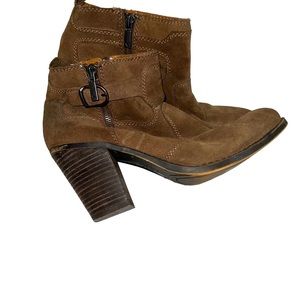 Lucky Brand Womens Size 8 Brown Suede Leather Ankle boots stacked heel